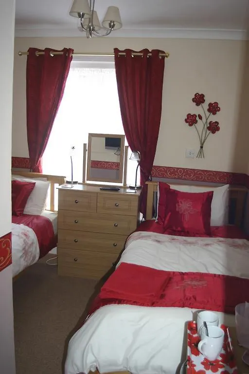 Brontes Guest House Scarborough